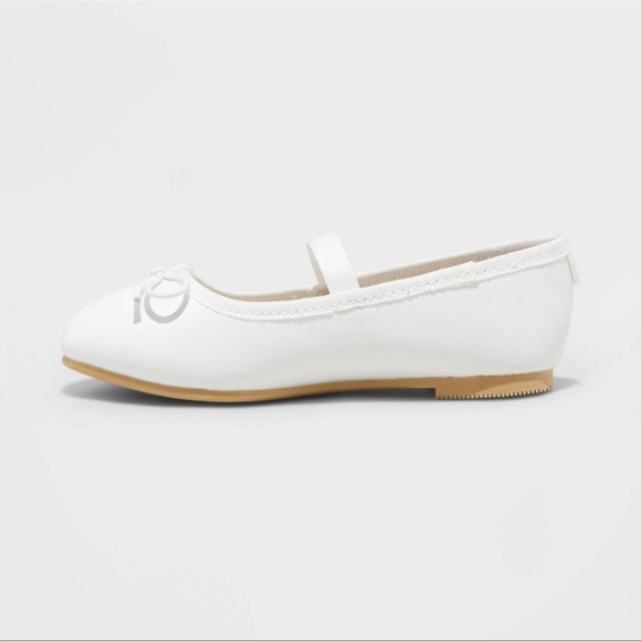 CAT & JACK TODDLER GIRLS’ NORA WHITE SLIP ON SHOES BALLET FLATS SZ 9 NWT - Picture 2 of 4
